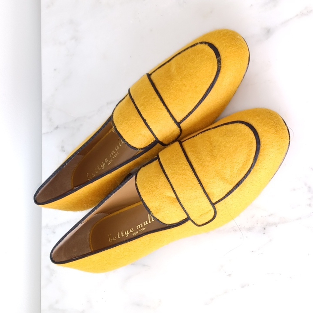 Bettye Muller Wool loafers flat. Brand New. Size 8